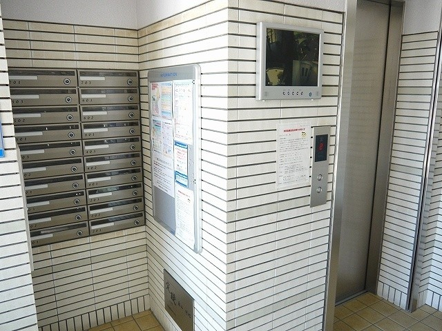 アルヴァローレ生駒のその他共用部分|エレベータ付き4階でも楽々ですね