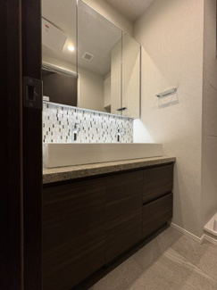 【洗面所】 | ＮＫ青山ホームズ | ※写真は同タイプ住戸です。