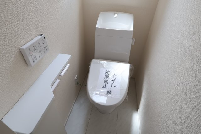 《仲介手数料無料》北区宮原町４丁目35-9新築一戸建てリーブルガーデンのトイレ