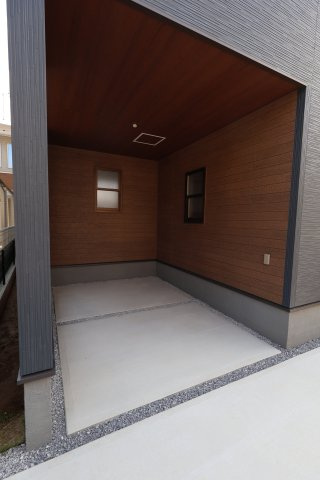 《仲介手数料無料》北区宮原町４丁目35-9新築一戸建てリーブルガーデンの駐車場