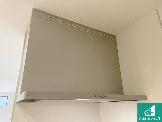 亀岡市大井町並河　第1期　新築一戸建ての設備|汚れにくいスロットフィルタでお手入れラクラク！ＬＥＤ照明付き！