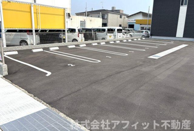 【駐車場】 | サクラローレル