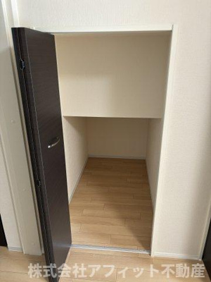 【その他】 | サクラローレル | 階段下収納