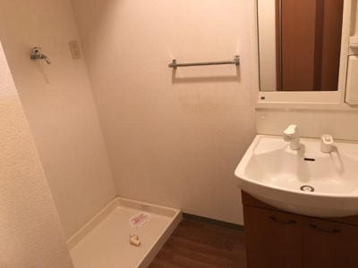 【洗面所】 | Tiare | 洗髪洗面化粧台