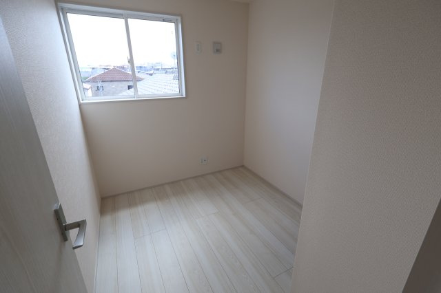 《仲介手数料無料》北区宮原町４丁目35-9新築一戸建てリーブルガーデンの洋室|3階 3.4帖