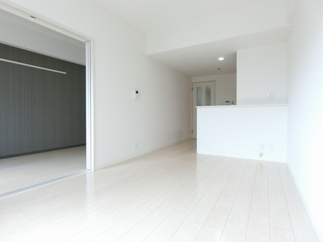 エスペランサ久留米駅前の居間・リビング|おしゃれな居間です