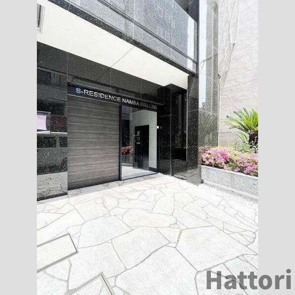 S-RESIDENCE難波Brillerのエントランス