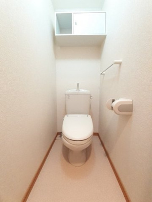 【トイレ】 | フィオーレＡ | トイレです