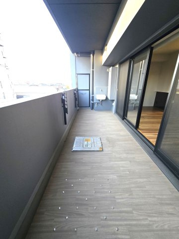 オープンレジデンシア桜並木ガーデンのバルコニー