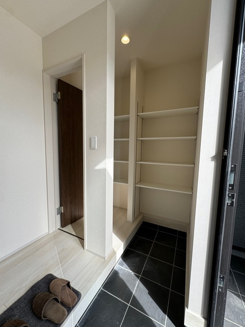 Livele Garden.S　太田第14下田島町の玄関