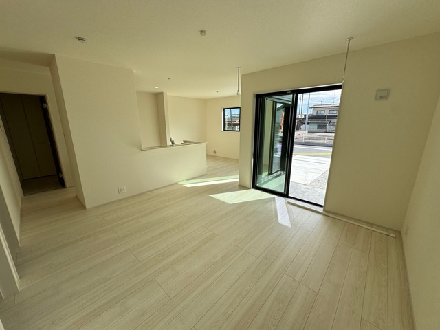 Livele Garden.S　太田第14下田島町の居間・リビング