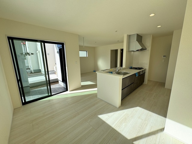 Livele Garden.S　太田第14下田島町の居間・リビング