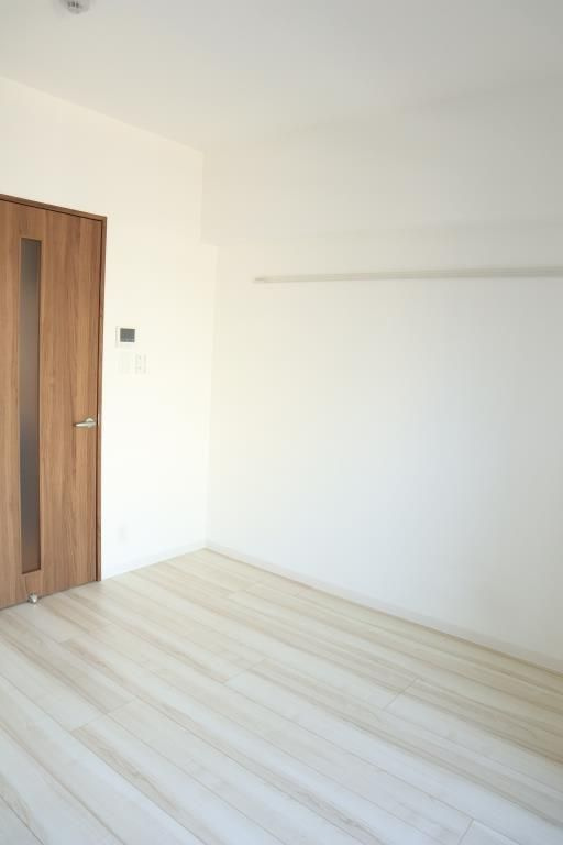 イート アパートメント ヴェリタスの寝室