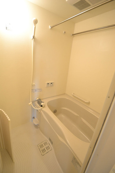 【浴室】 | グリーンガーデン美原F