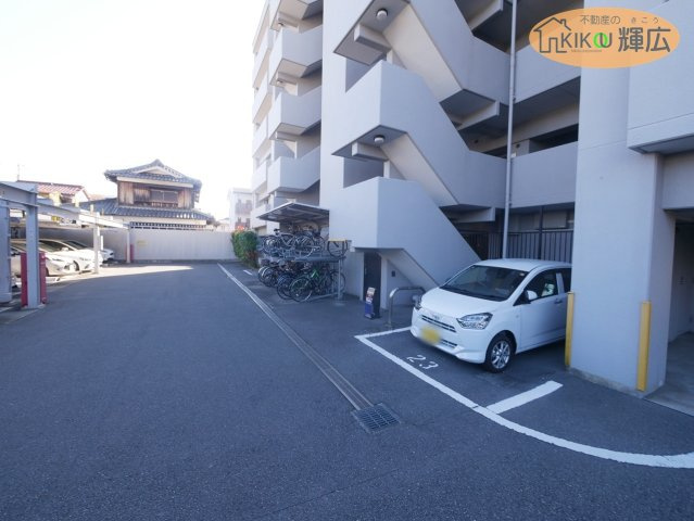 【駐車場】 | セゾン今宿　7階