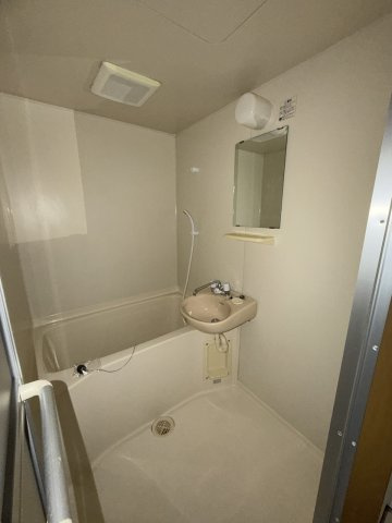 ルナ大塚の浴室