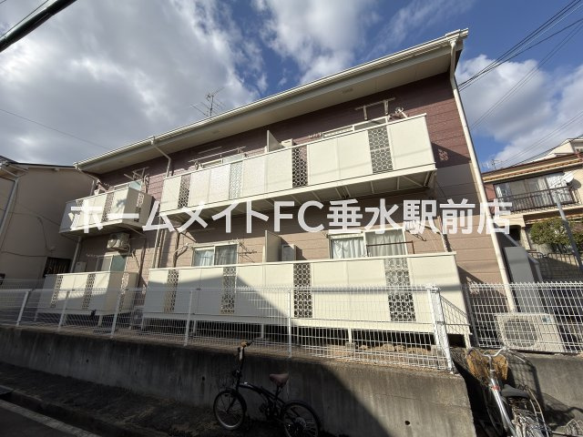 ルナ大塚の外観