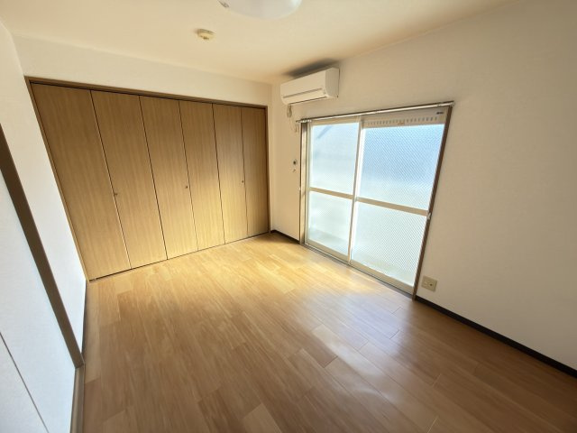 ルナ大塚の居間・リビング