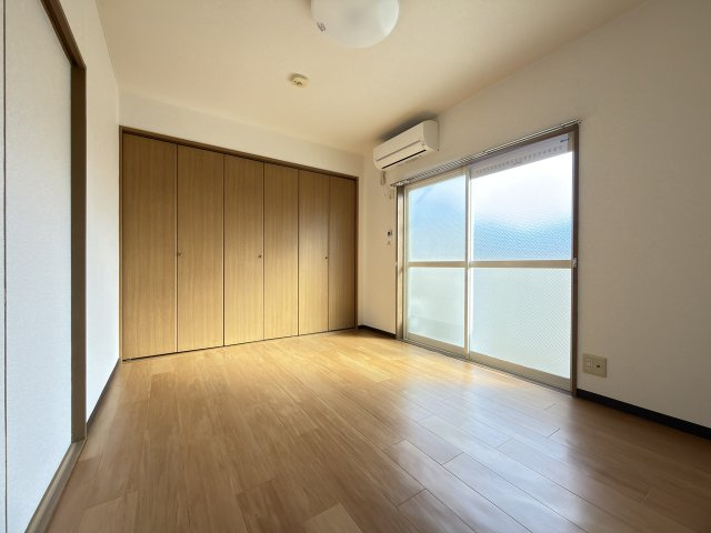 ルナ大塚の居間・リビング