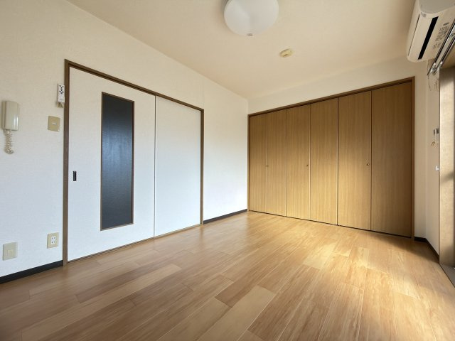 ルナ大塚の寝室