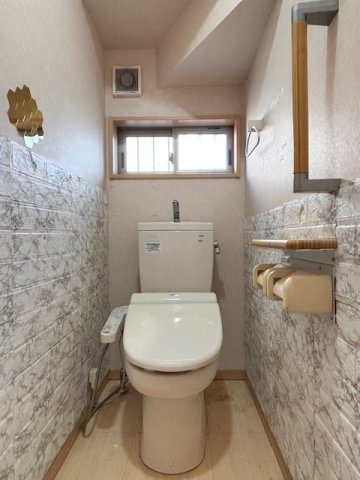 弥富市森津町蟹江走戸建のトイレ|1階トイレ