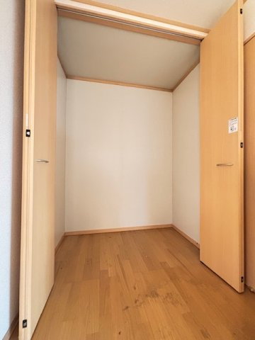 弥富市森津町蟹江走戸建の収納|収納（2階ホール）