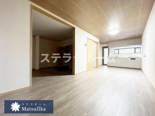 東正雀　戸建の居間・リビング|ゆったり過ごせる居間です