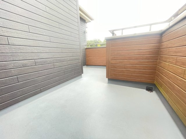 榎戸中古戸建のバルコニー