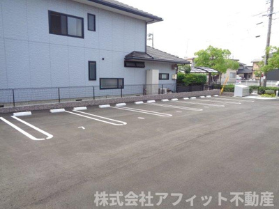 【駐車場】 | リライズ | 駐車場