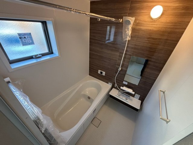 吉川市　栄町　新築戸建　全1棟の浴室|施工例です