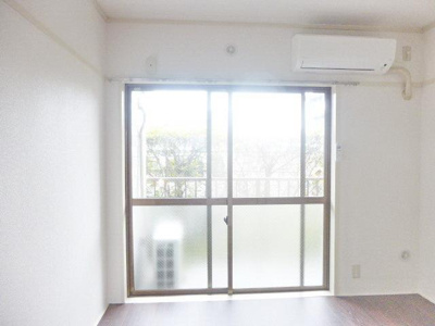 【居間・リビング】 | 成城参番館