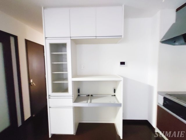 リフージョ一刻のキッチン|カップボードです☆