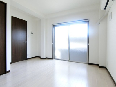 【居間・リビング】 | ロイヤルワン中穂茨木