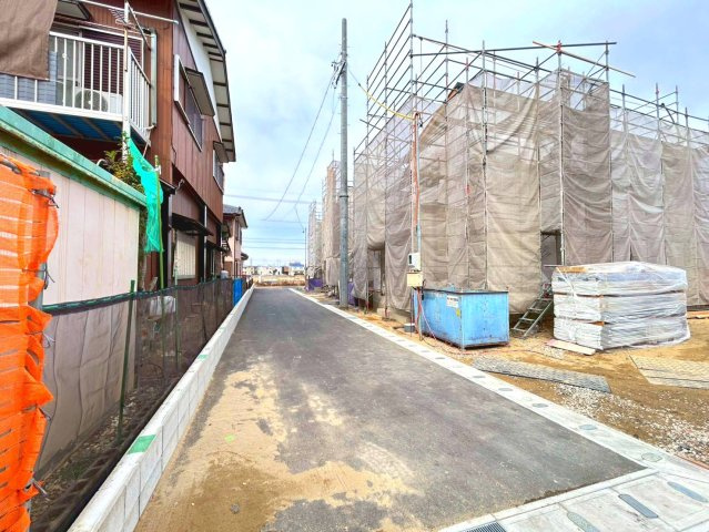 ブルーミングガーデン　一宮市北丹町　全4区画分譲の前面道路含む現地写真|「現地（2025年11月28日）撮影」　　
■前面道路　
■ヤマダ不動産　株式会社リライフ