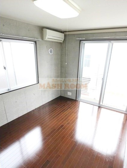 Rev　Refays　BB　レヴリファイズBBの居間・リビング