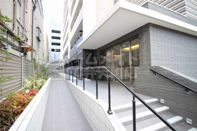 【エントランス】 | エグゼ大阪ドームⅡ | エントランスです