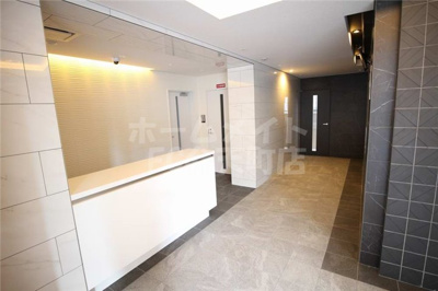 【ロビー】 | エグゼ大阪ドームⅡ | 建物の内部です