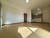 ホワイトキャッスル若松駅前☆仲介手数料半額☆の画像