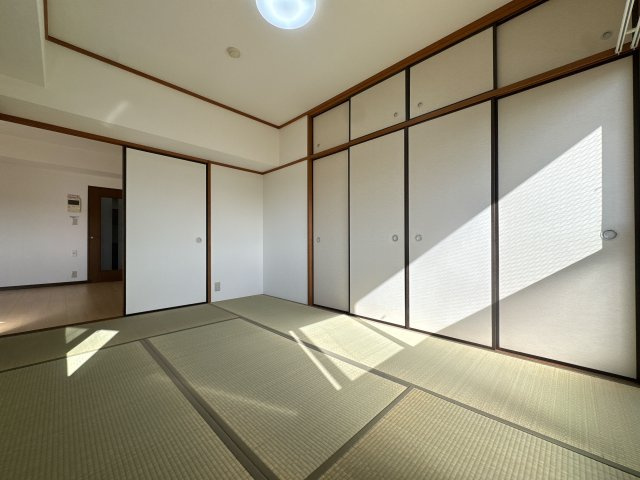 【和室】 | ホワイトキャッスル若松駅前☆仲介手数料半額☆