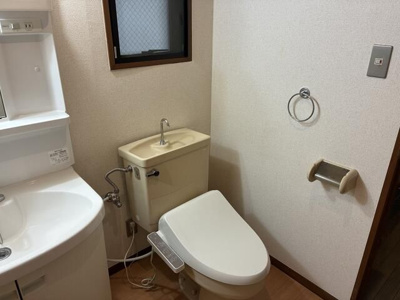 【トイレ】 | イグレコ48 | 落ち着いた色調のトイレです