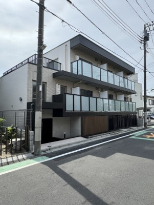 【外観】 | ＡＺＥＳＴ野方 | 鉄筋コンクリート造のがっちりとした建物。