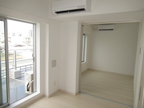 クラリティア池上の居間・リビング|洋室