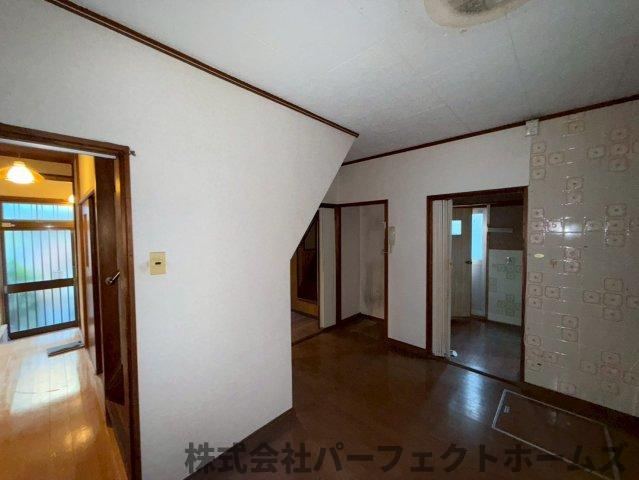 【居間・リビング】の画像