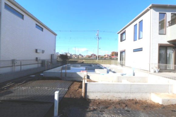 【スマートワン・シティ】小平市小川町３期の外観|西武拝島線「東大和市」歩18分♪駅前にはスケート場やボウリング場、室内プレイランドなどのアミューズメント施設「BIG BOX東大和」があります！