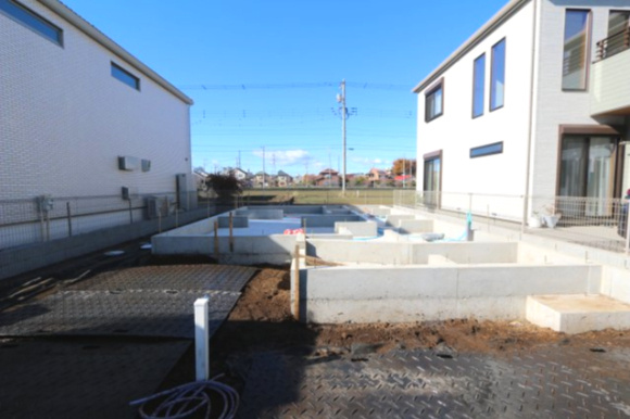 【スマートワン・シティ】小平市小川町３期の外観|敷地面積広々41坪！カースペース2台♪