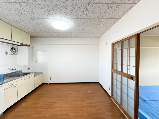 コーポ朝日Ⅷの居間・リビング