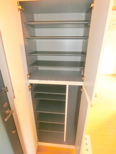 ピソ・エスペランサの収納|玄関収納