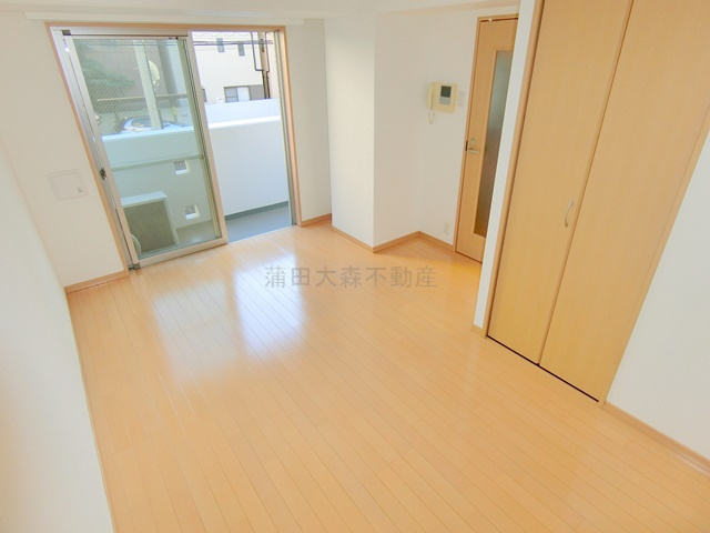 ピソ・エスペランサの居間・リビング|洋室6.6帖