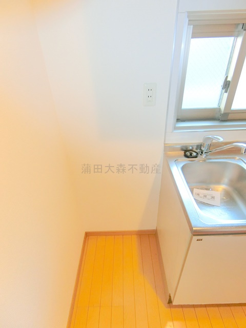 ピソ・エスペランサのキッチン|冷蔵庫置き場