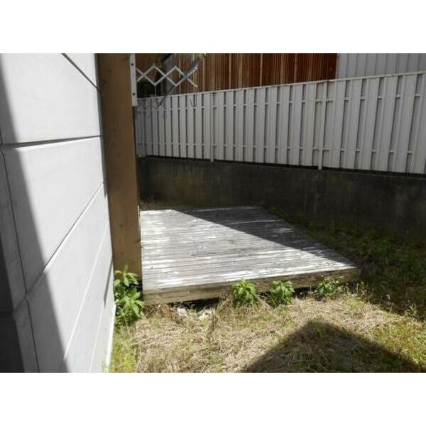 岸和田市別所町３丁目の一戸建ての庭|お庭の付いた物件です